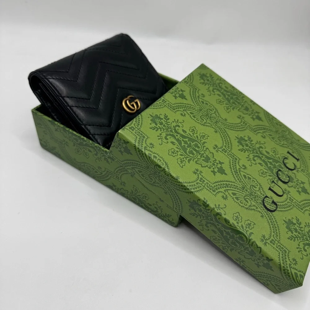 Gucci chic card